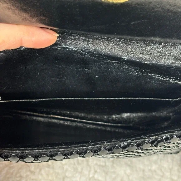 Vintage Metal Mesh Crossbody Bag Black Gold Trim Evening Clutch Glam Retro - Picture 8 of 12